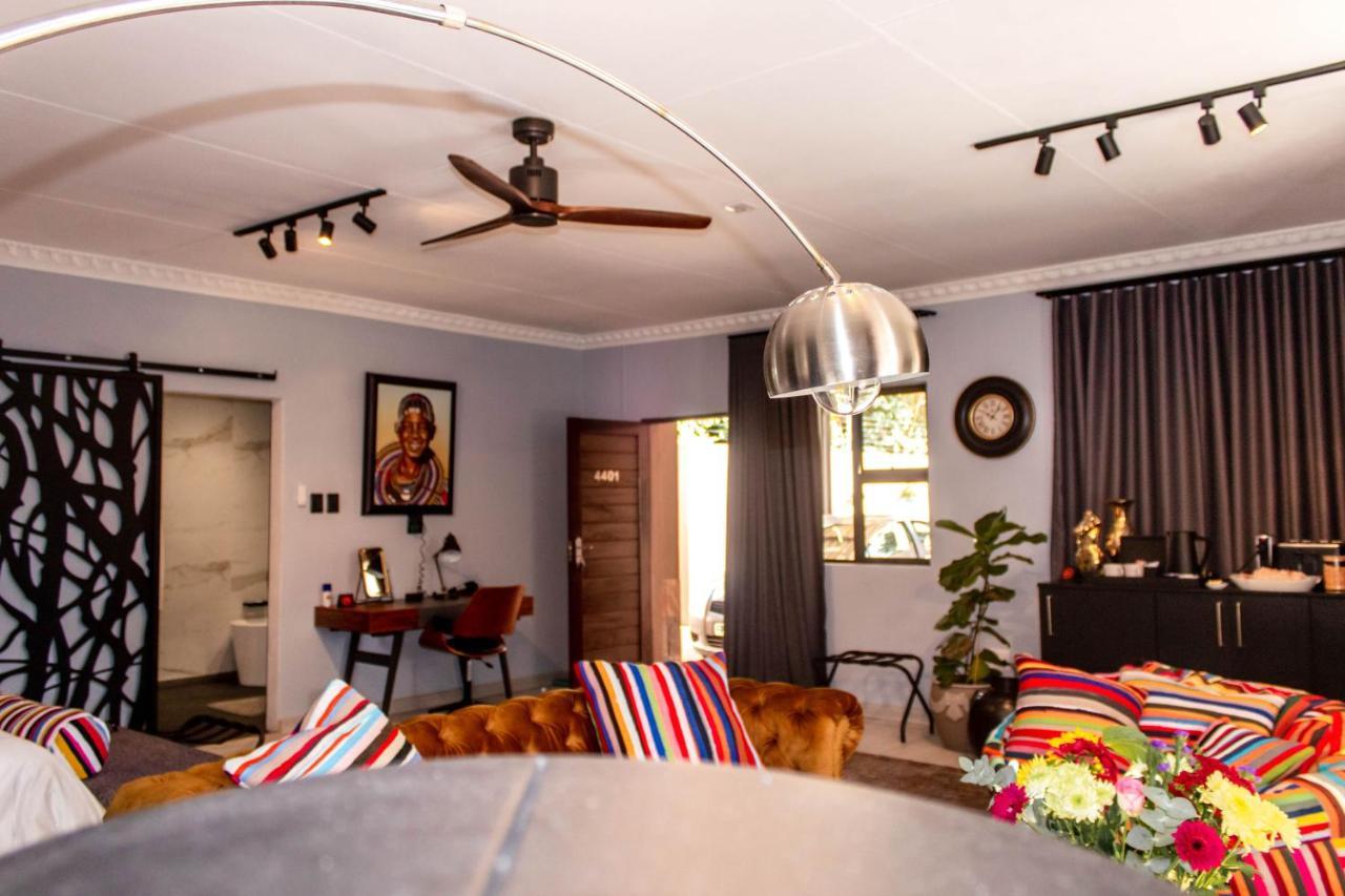 Forty 4 On Hoog Polokwane Exterior photo